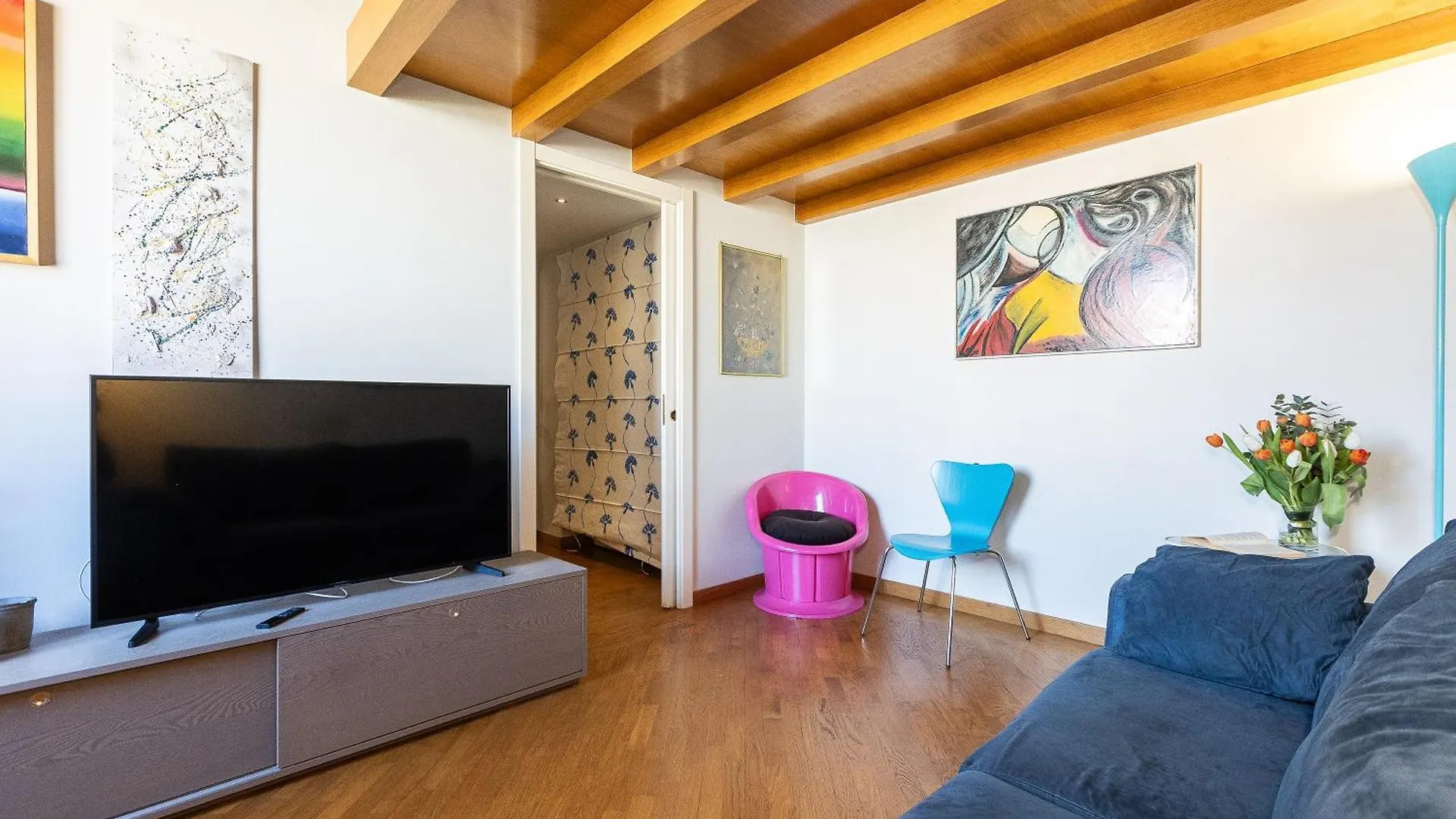 Colosseum Bright Two Bedroom Apartment Rome