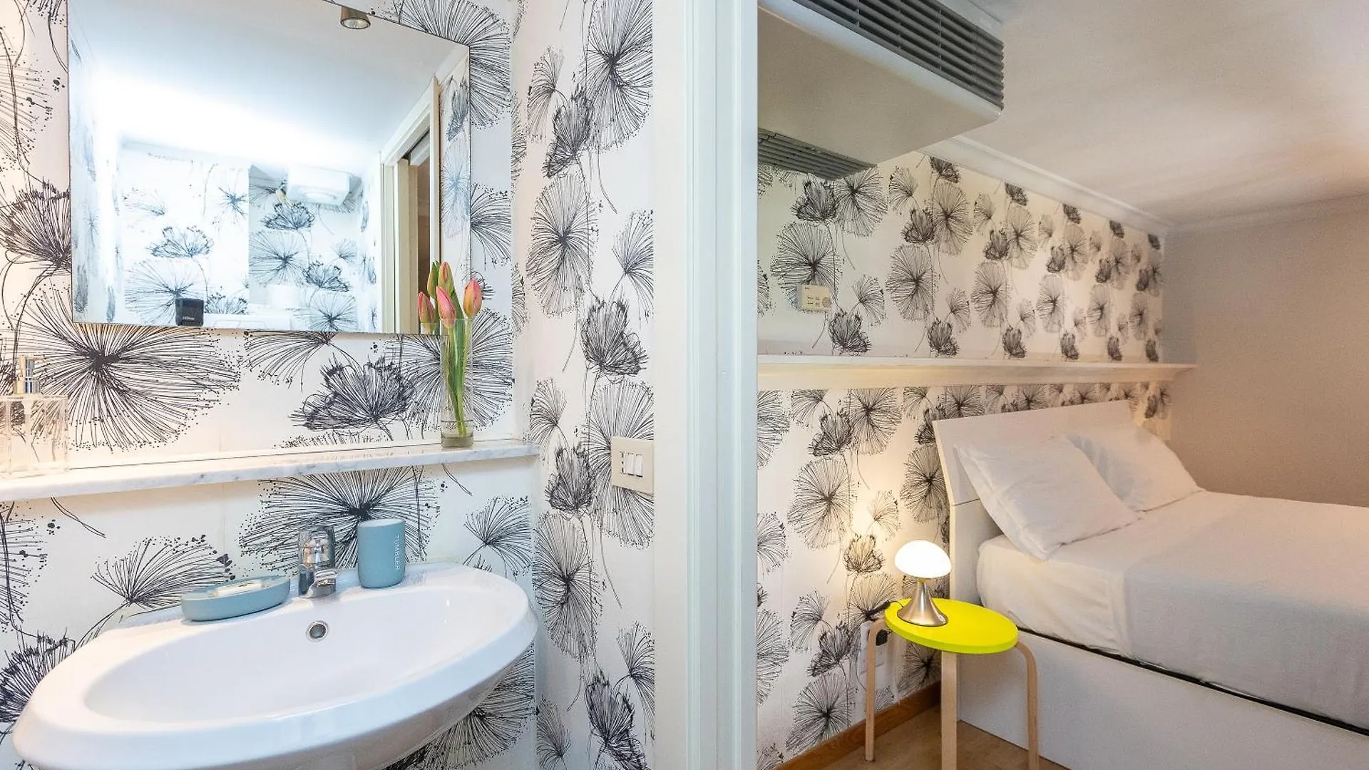 Colosseum Bright Two Bedroom Apartment Rome