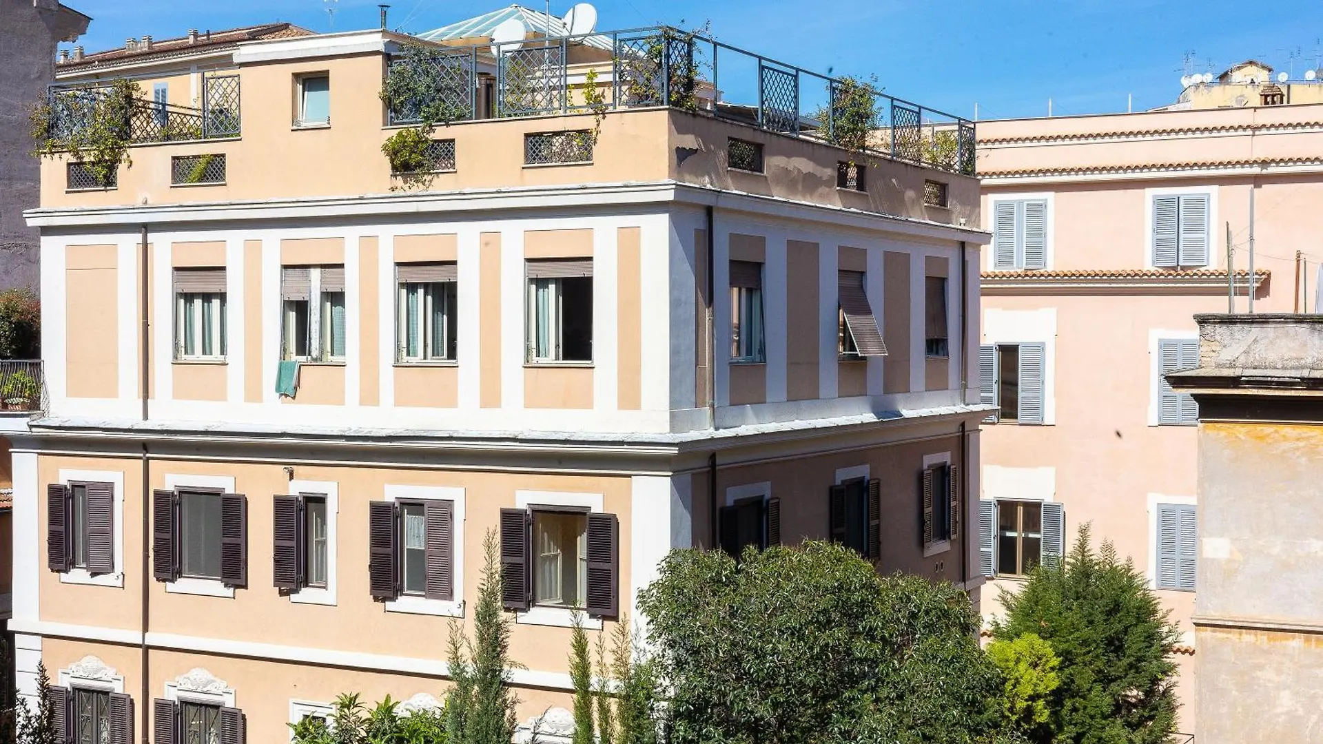 Colosseum Bright Two Bedroom Apartment Rome 0*,  Italy